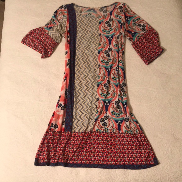 Dress - Picture 6 of 7